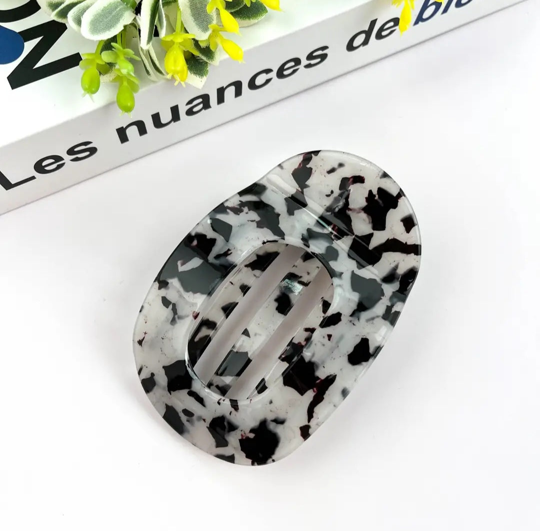 Flat Hair Clips Black & White Leopard